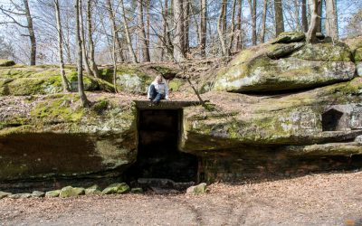 Eine kleine Zeitreise auf dem Felsenpfad in Kirkel (Saarland)